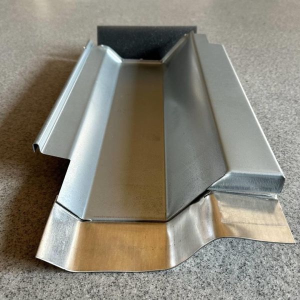 Marzari Metalldachplatte Typ H264, verzinkt NEU eingetroffen